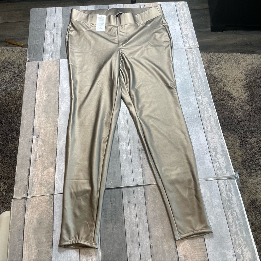 Torrid Faux Leather Leggings Size 1X 14-16 NWT
